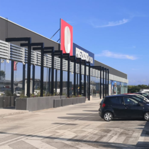 Buon compleanno Prezioso casa Salerno