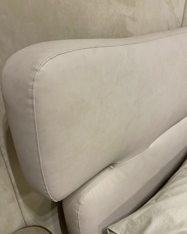 TESTIERA LETTO RICHMOND