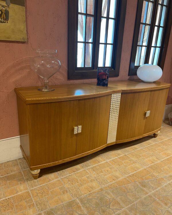 CV 209 MADIA LONDON