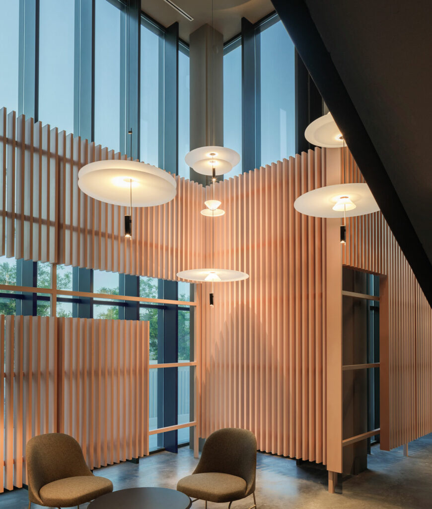 Flamingo Mini di Vibia: la leggerezza della luce secondo Antoni Arola 2 FLAMINGO VIBIA 4