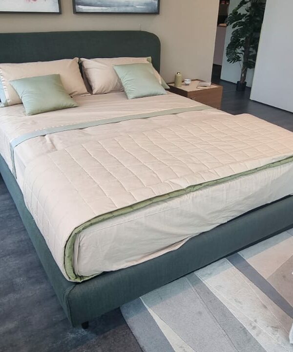 AV 211 LETTO KAROL