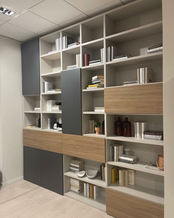 CV 520 LIBRERIA CINQUANTA3